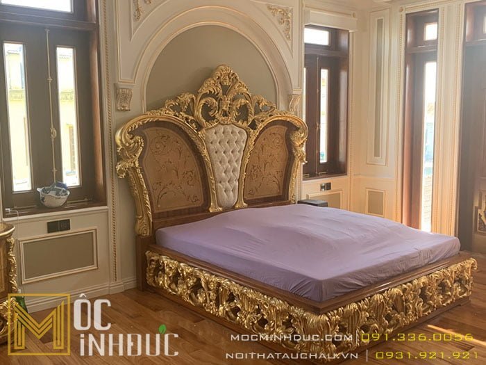 Giường ngủ gỗ tự nhiên phong cách hoàng gia