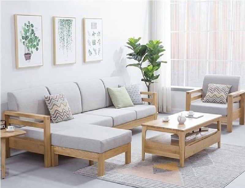 Bàn ghế gỗ phòng khách nhỏ gọn là giải pháp lý tưởng cho những ai muốn mang lại không gian sống ấm cúng, gần gũi và tối đa hoá diện tích. Với thiết kế gỗ tự nhiên, kích thước nhỏ gọn và tiện ích, bàn ghế này sẽ làm bạn yêu thích ngay.