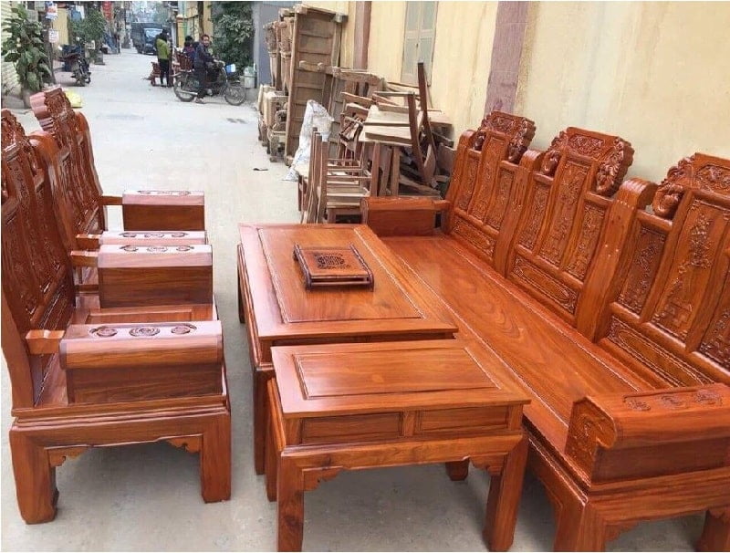 Mẫu bàn ghế phòng khách gỗ Gõ Đỏ chạm khắc tinh xảo
