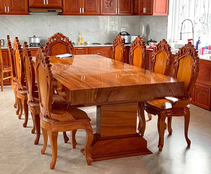 Mẫu bàn ghế ăn gỗ 8 ghế cho phòng bếp