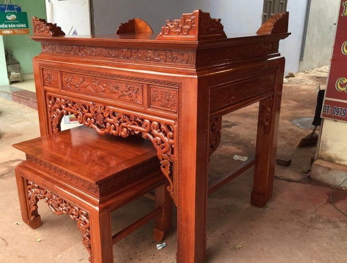 Mẫu bàn thờ gỗ gụ Lào