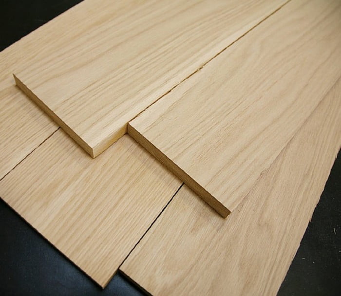 Hình ảnh mẫu gỗ sồi với những đường vân gỗ vô cùng tinh tế