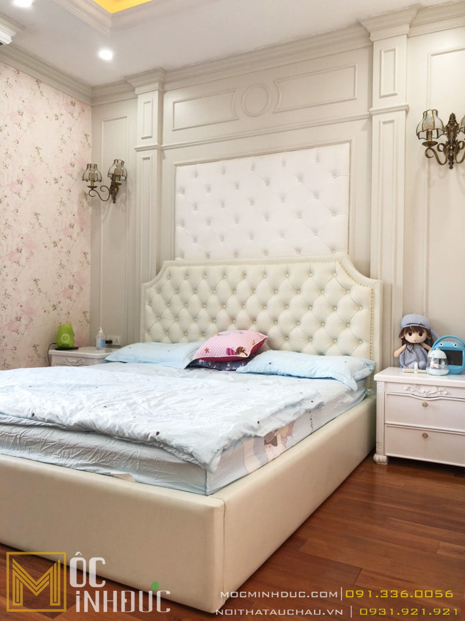 Phòng ngủ màu trắng tân cổ điển
