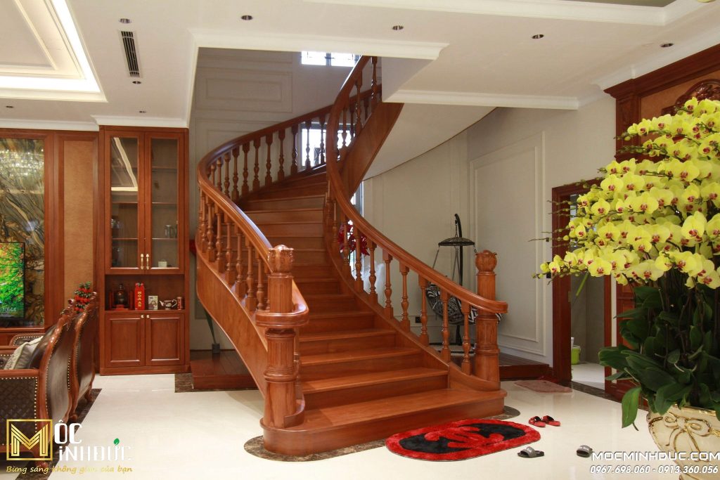 Nội thất gỗ cầu thang phong cách Tân cổ điển sang trọng