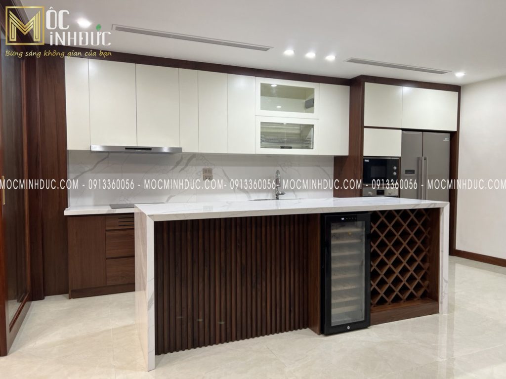 Tủ bếp gỗ Óc chó cao cấp được sản xuất và hoàn thiện bởi Mộc Minh Đức
