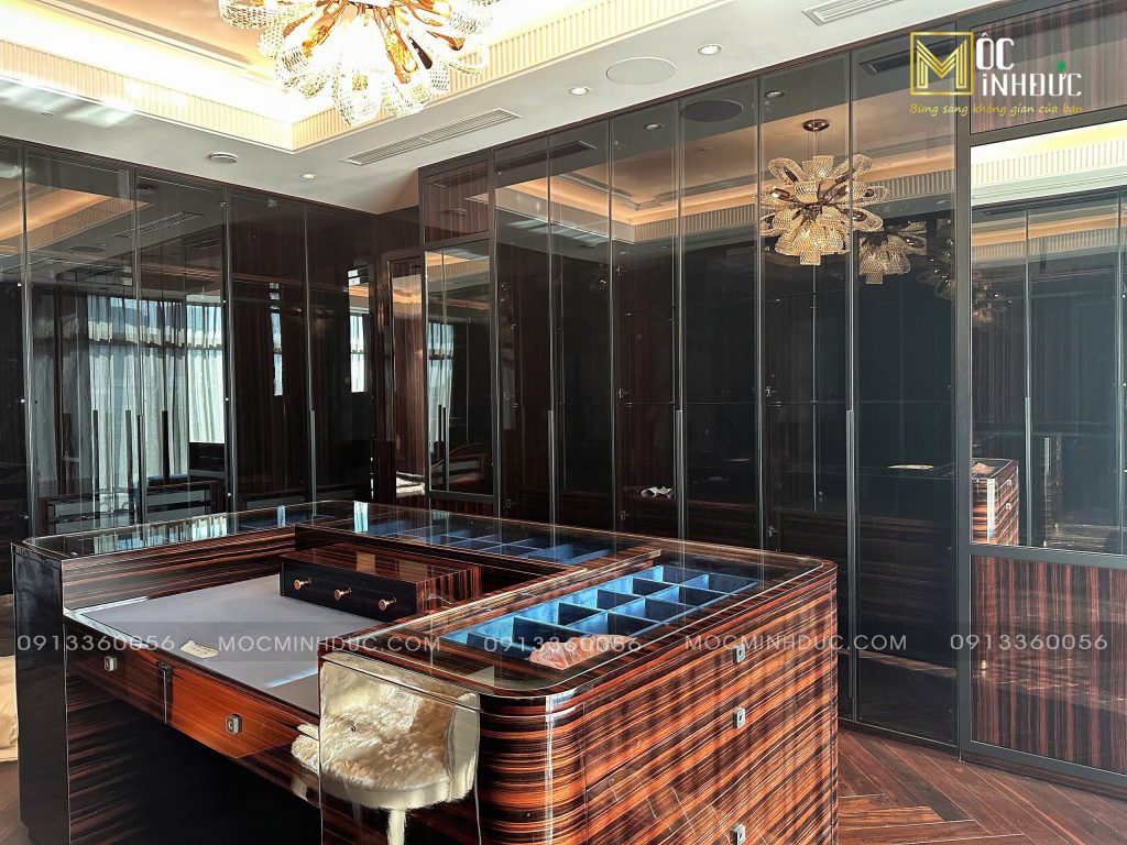 Nội thất phòng ngủ Luxury với hệ tủ quần áo cánh kính sang trọng